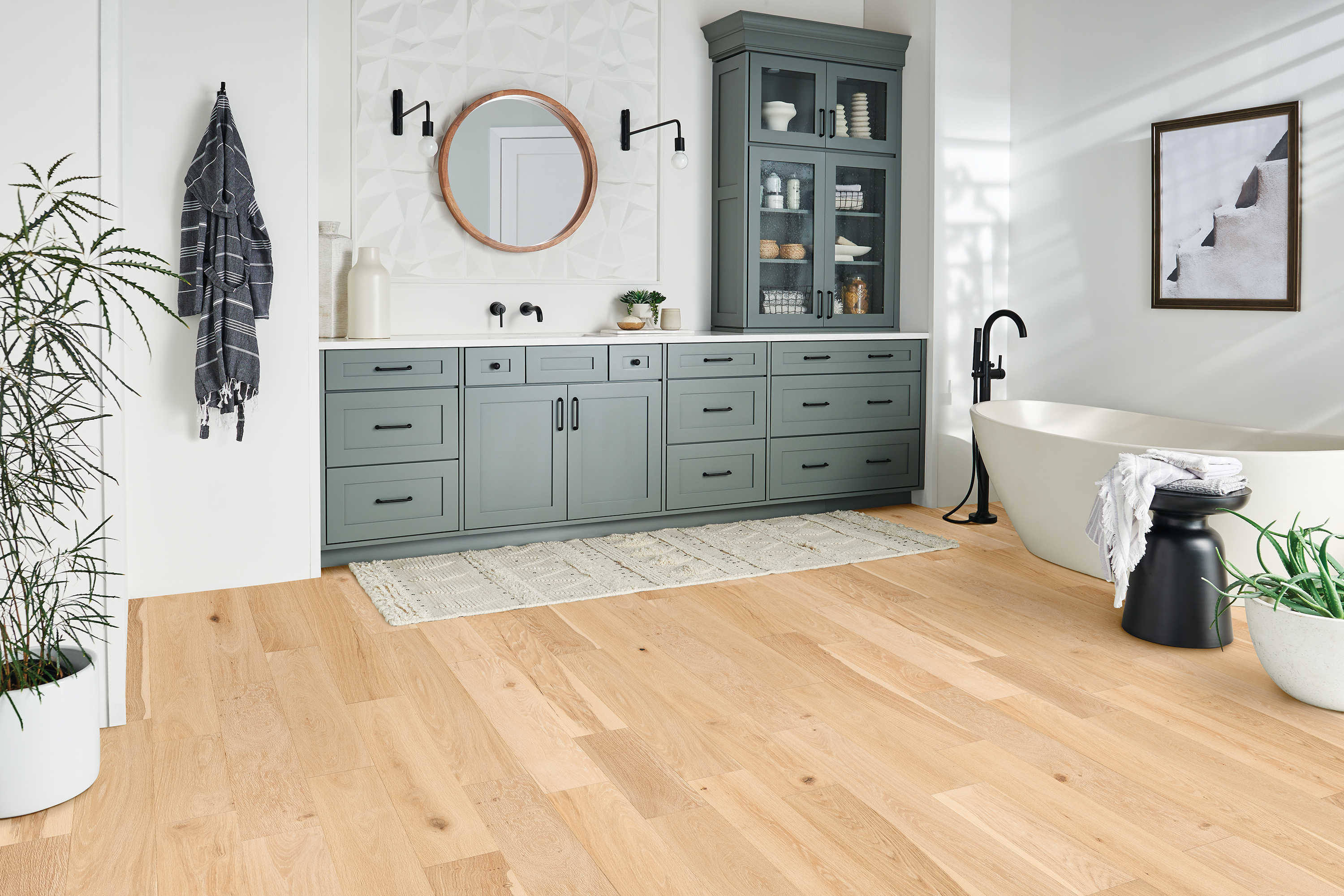 HydroBlok Abundance of Light Engineered Hardwood EKHB75L05W