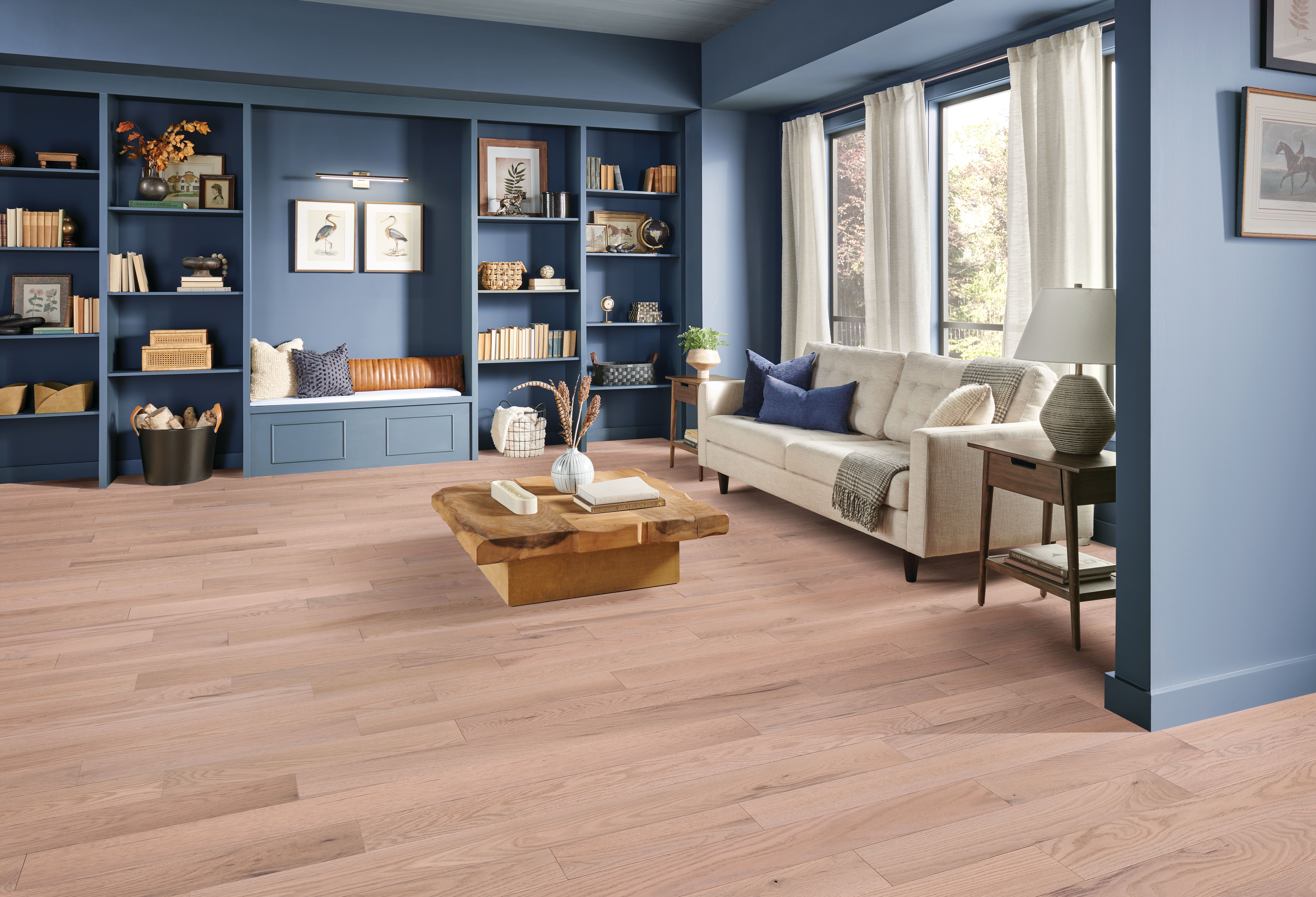 TimberBrushed Soothing Hue Solid Hardwood SKTB59L08W